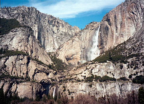 Yosemite11.jpg (120203 oCg)